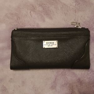 GUESS wallet